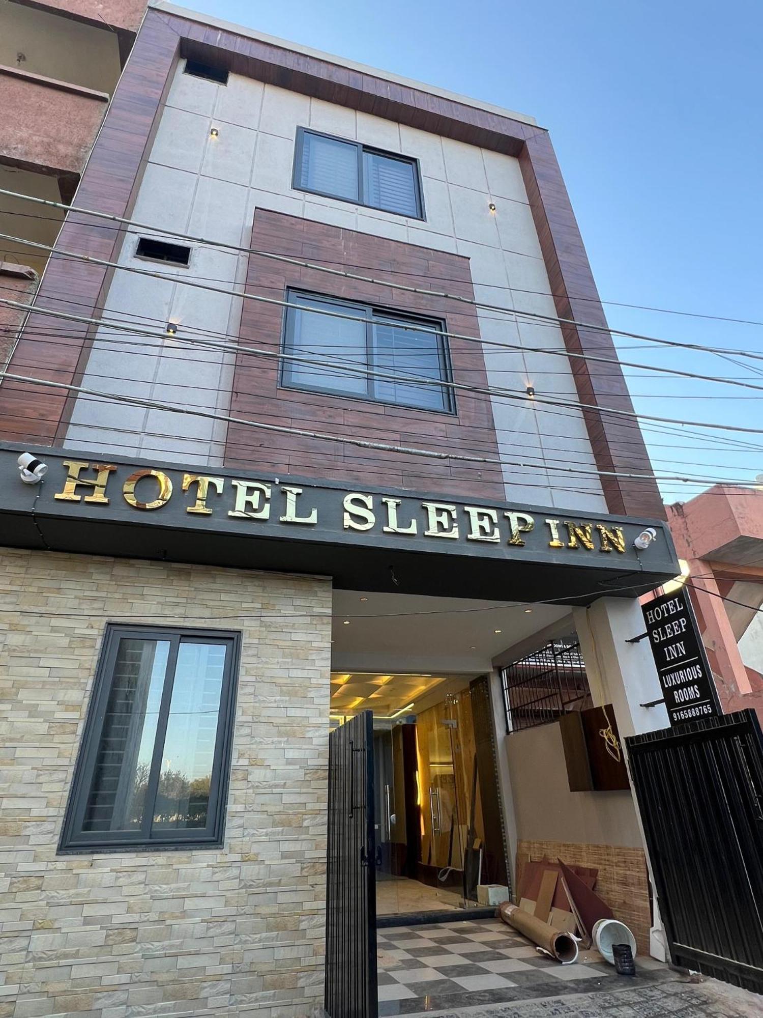 Hotel Sleep Inn Indore Eksteriør billede
